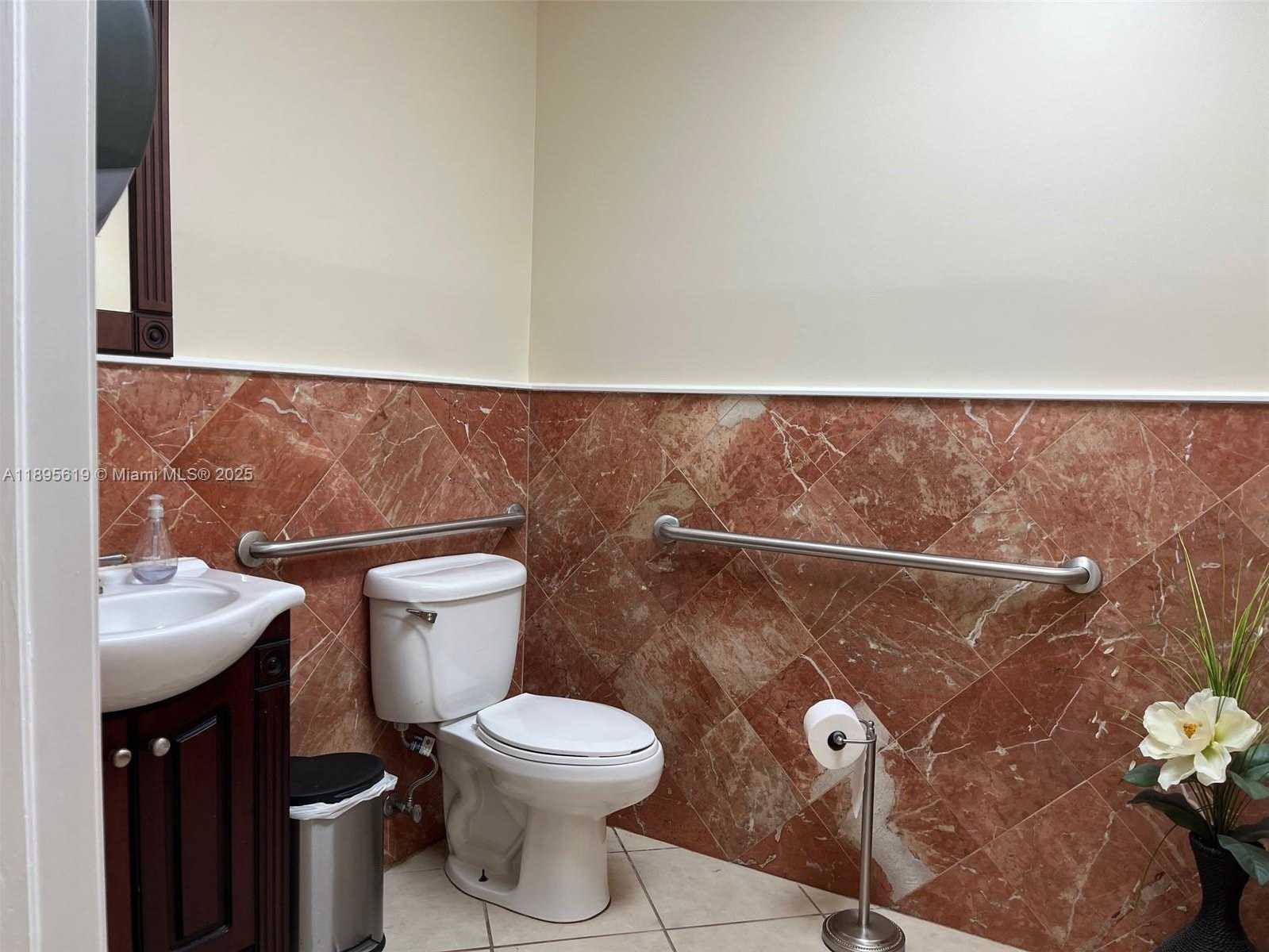 Small Image of 5220 SOUTH UNIVERSITY DR #106C, Davie Number 34