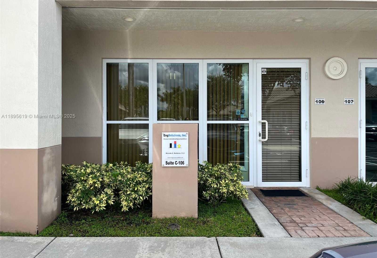 Small Image of 5220 SOUTH UNIVERSITY DR #106C, Davie Number 4