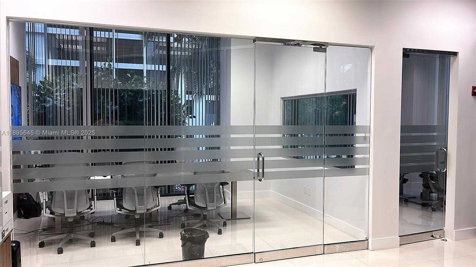 Small Image of 1200 BRICKELL AVE #200-K, Miami Number 8