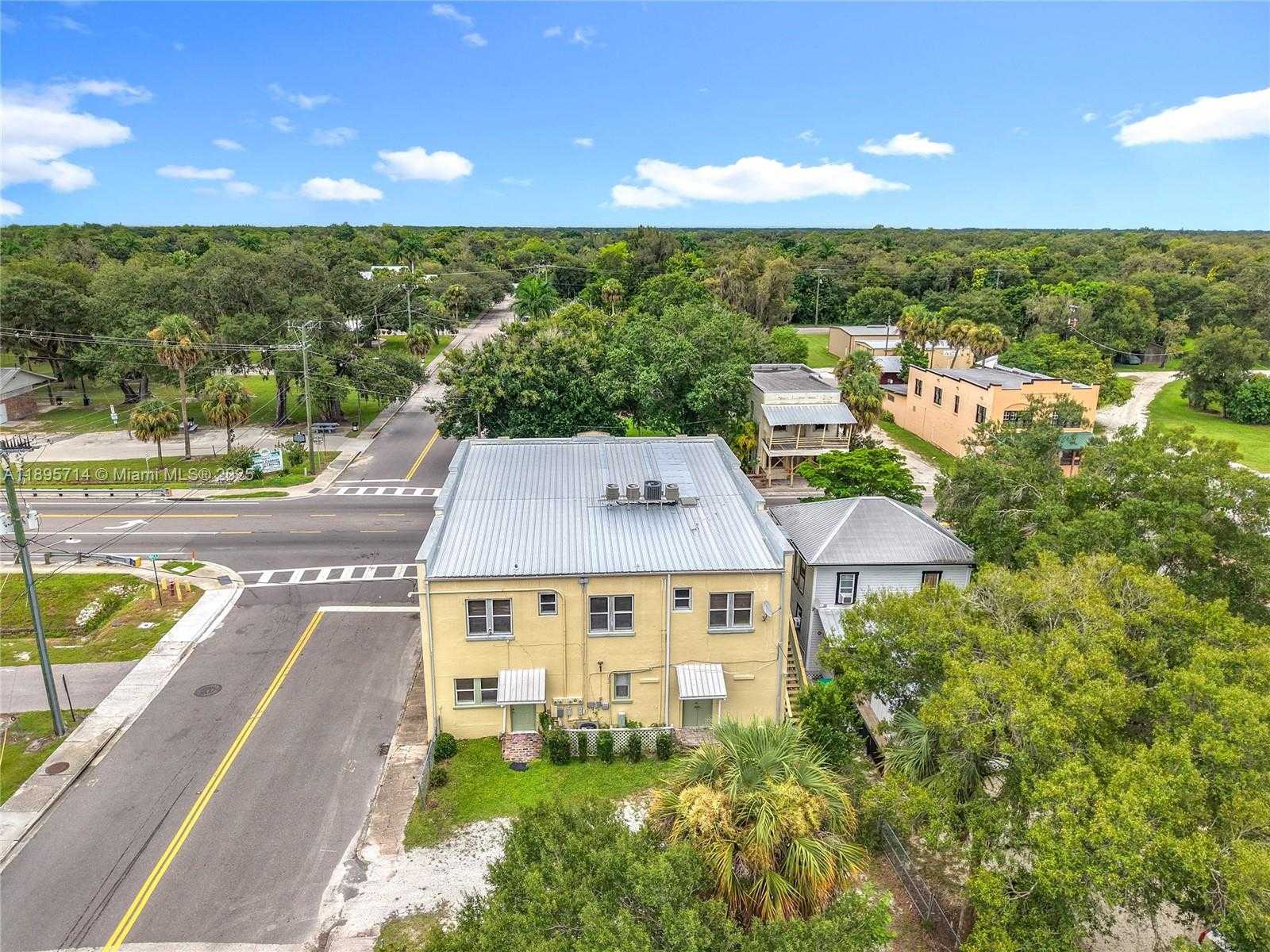 Small Image of 390 NORTH BRIDGE, Other City - In The State Of Florida Number 43