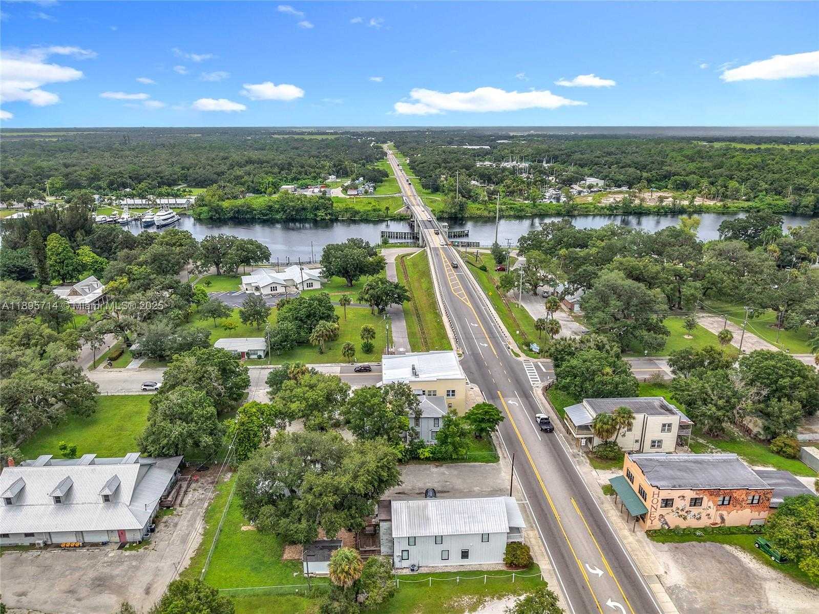 Small Image of 390 NORTH BRIDGE, Other City - In The State Of Florida Number 52