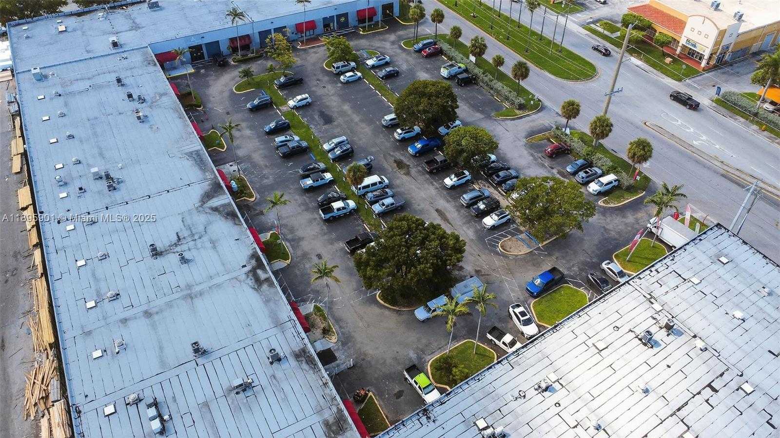 Small Image of 10650 SOUTH WEST 186 ST, Out of City Number 7