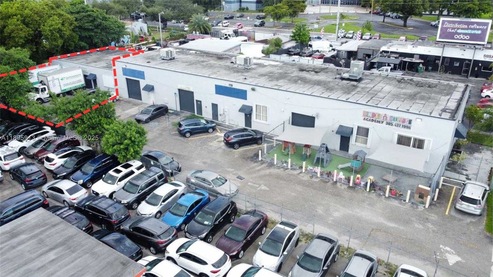 Small Image of 3100 NORTH WEST 27TH AVE, Miami Number 4