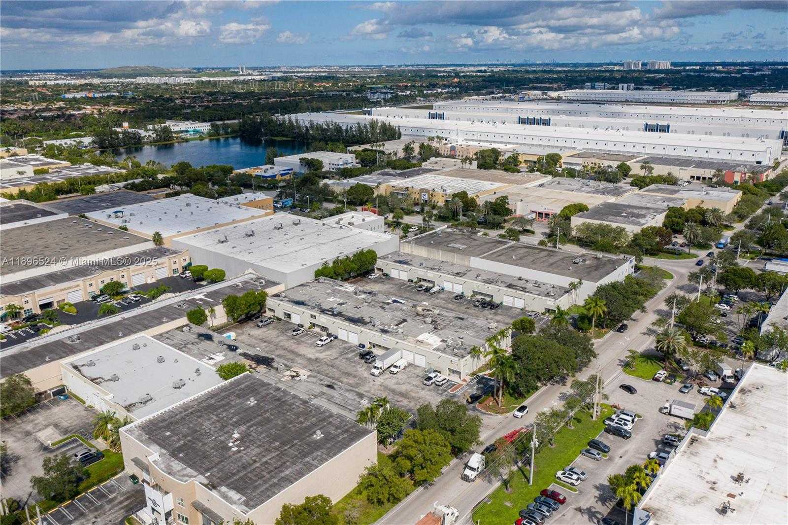 Small Image of 11467 NORTH WEST 34TH ST #11477, Doral Number 27