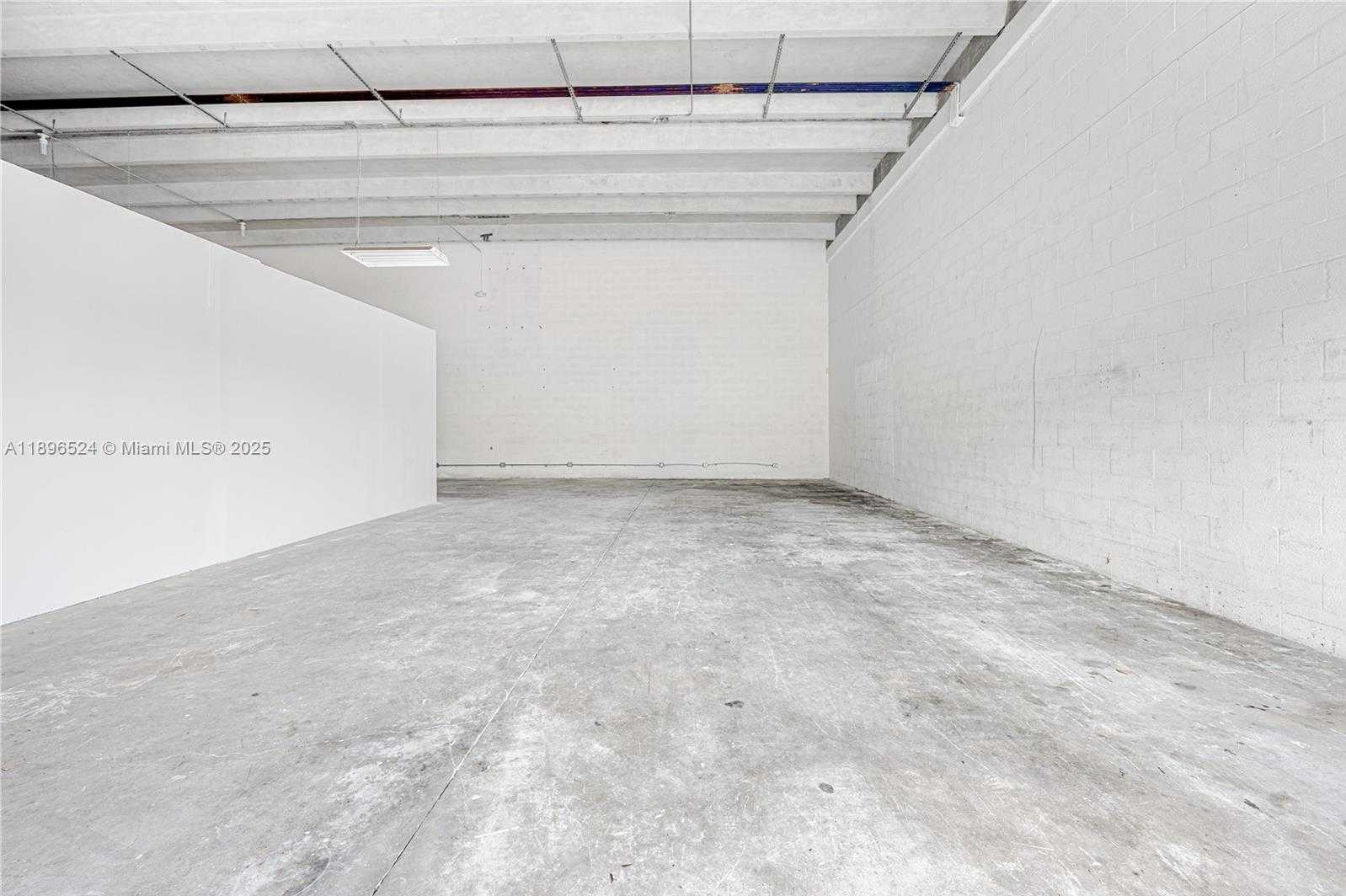 Small Image of 11467 NORTH WEST 34TH ST #11477, Doral Number 5