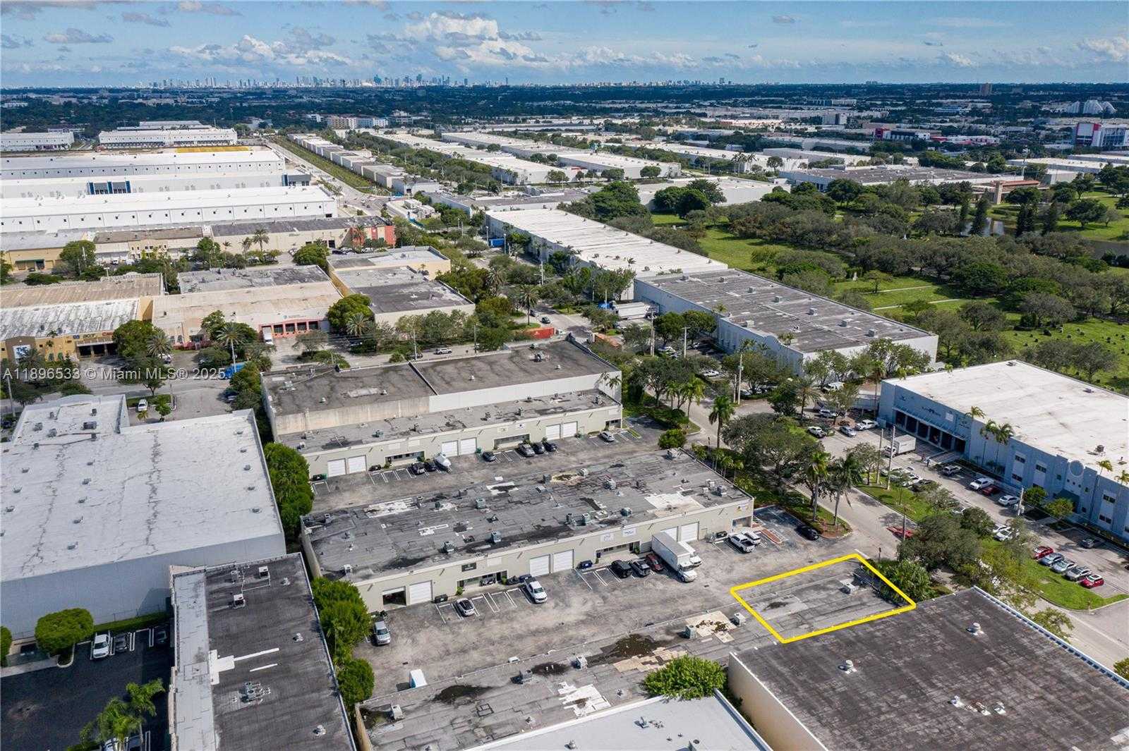 Small Image of 11467 NORTH WEST 34TH ST #11475, Doral Number 31