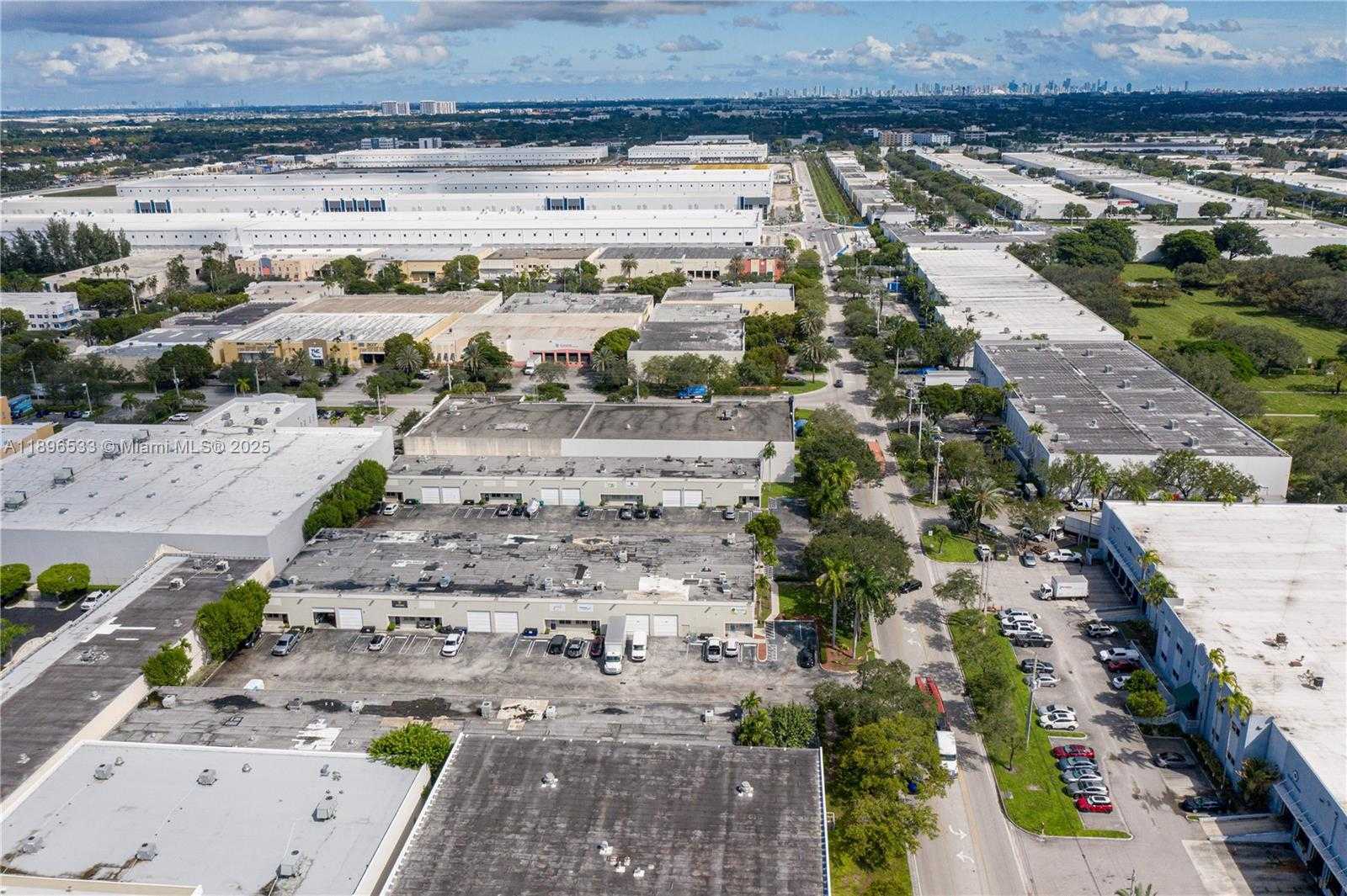 Small Image of 11467 NORTH WEST 34TH ST #11475, Doral Number 33