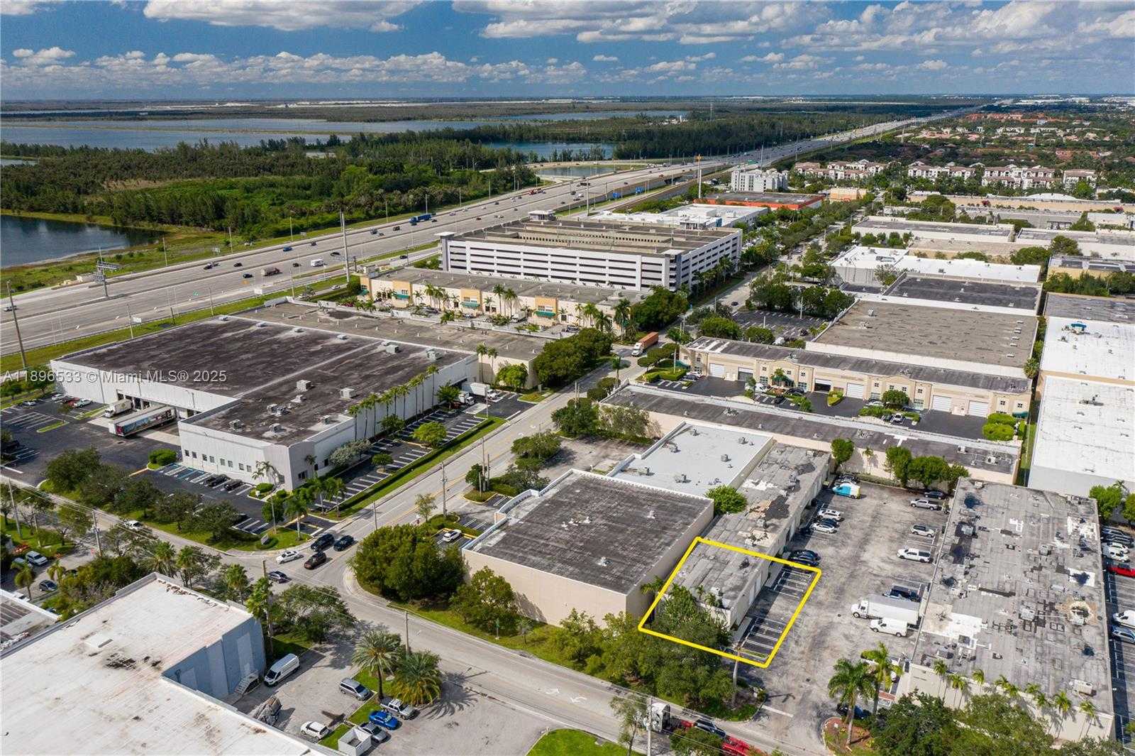 Small Image of 11467 NORTH WEST 34TH ST #11475, Doral Number 36