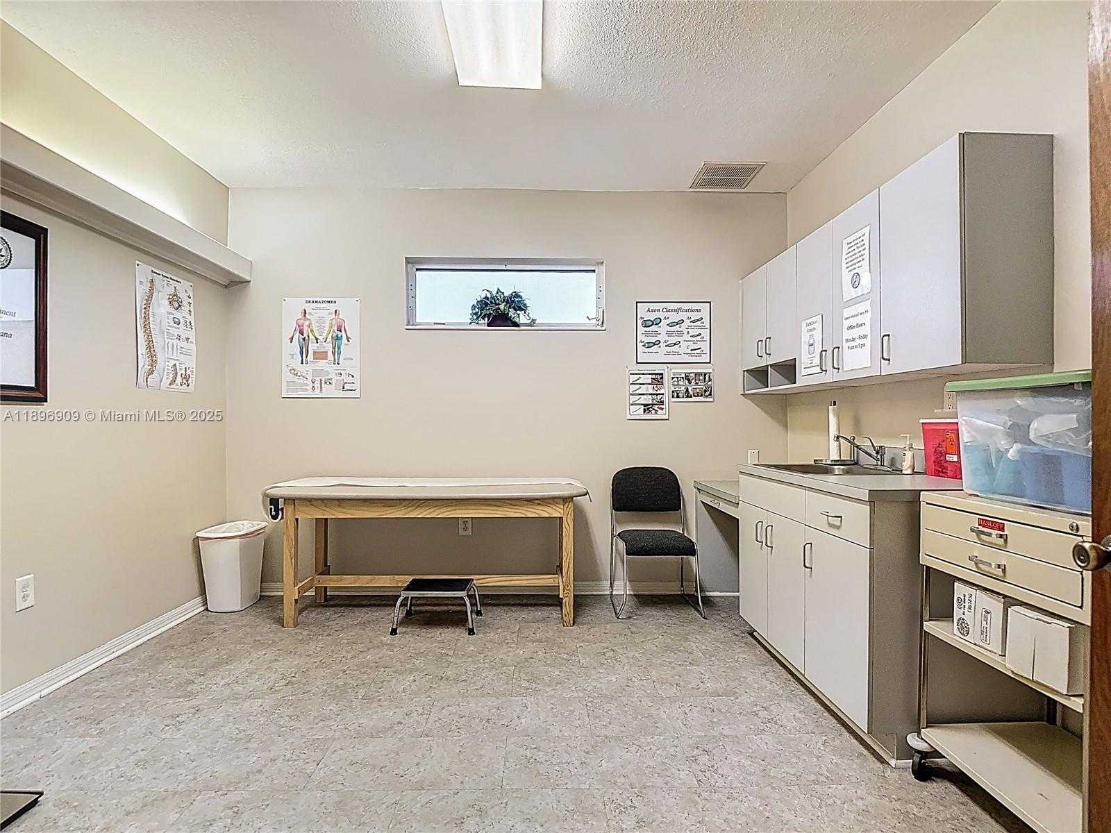 Small Image of 45 BRYAN AVE, Other City - In The State Of Florida Number 19