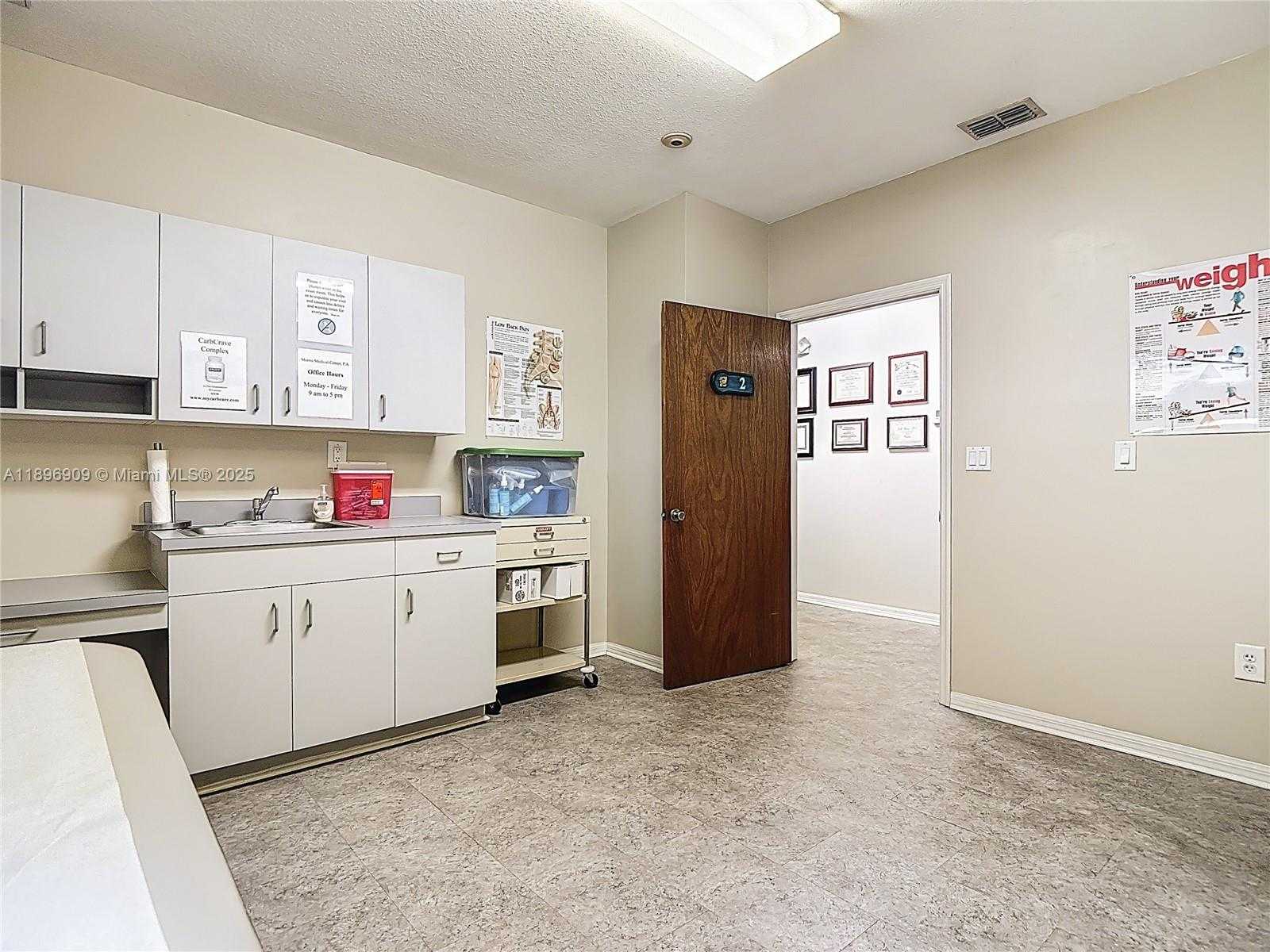 Small Image of 45 BRYAN AVE, Other City - In The State Of Florida Number 20