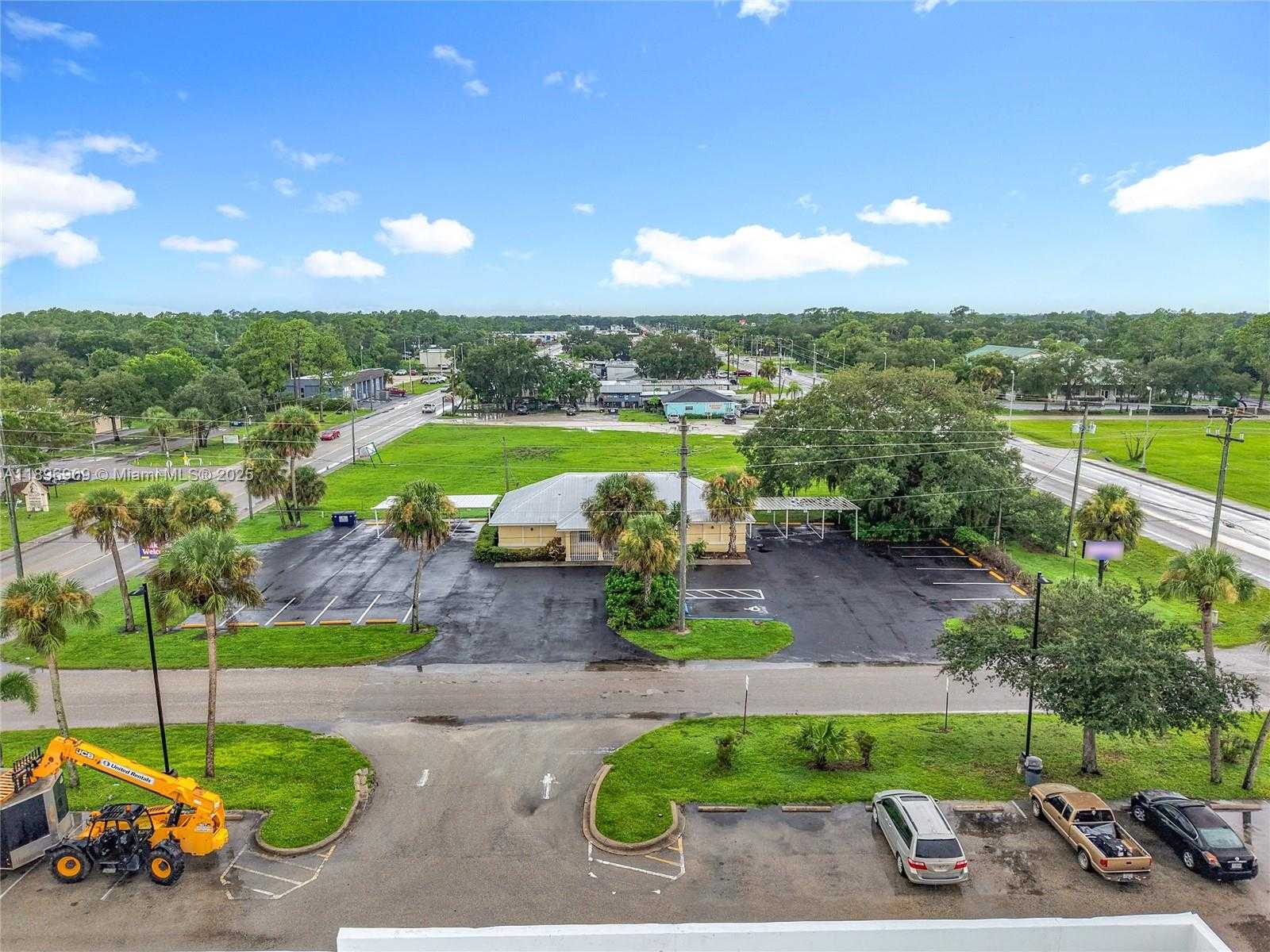 Small Image of 45 BRYAN AVE, Other City - In The State Of Florida Number 3