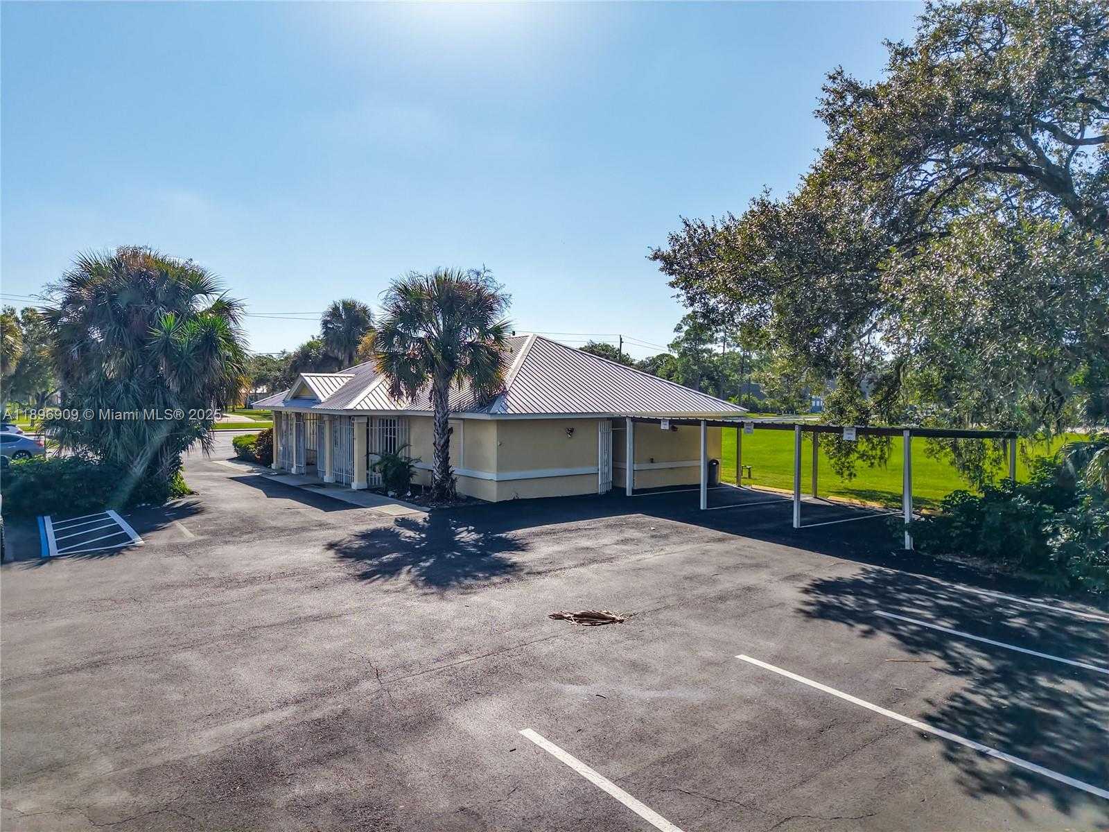 Small Image of 45 BRYAN AVE, Other City - In The State Of Florida Number 30