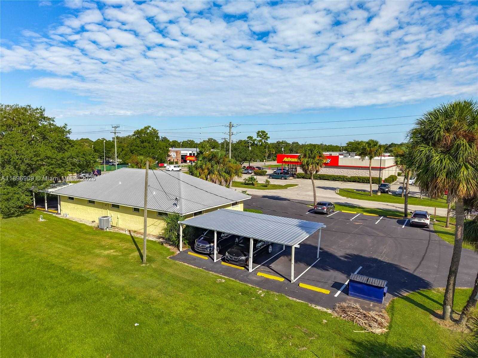 Small Image of 45 BRYAN AVE, Other City - In The State Of Florida Number 33