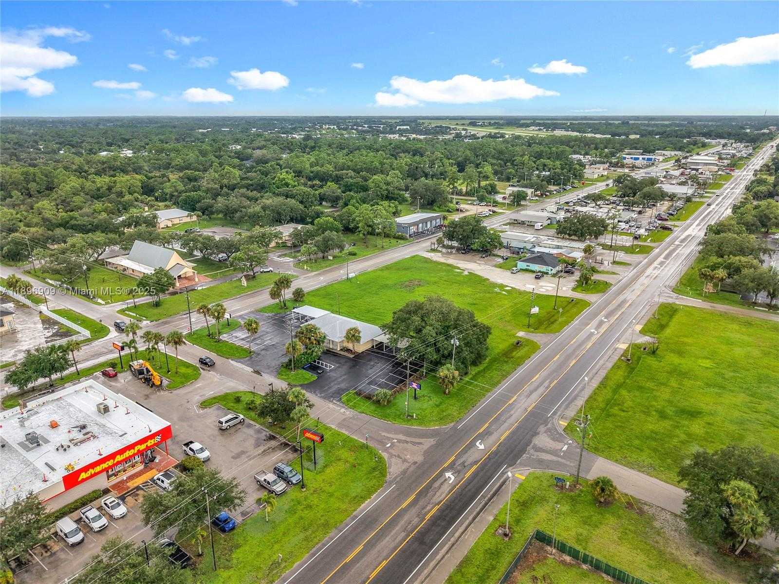 Small Image of 45 BRYAN AVE, Other City - In The State Of Florida Number 38