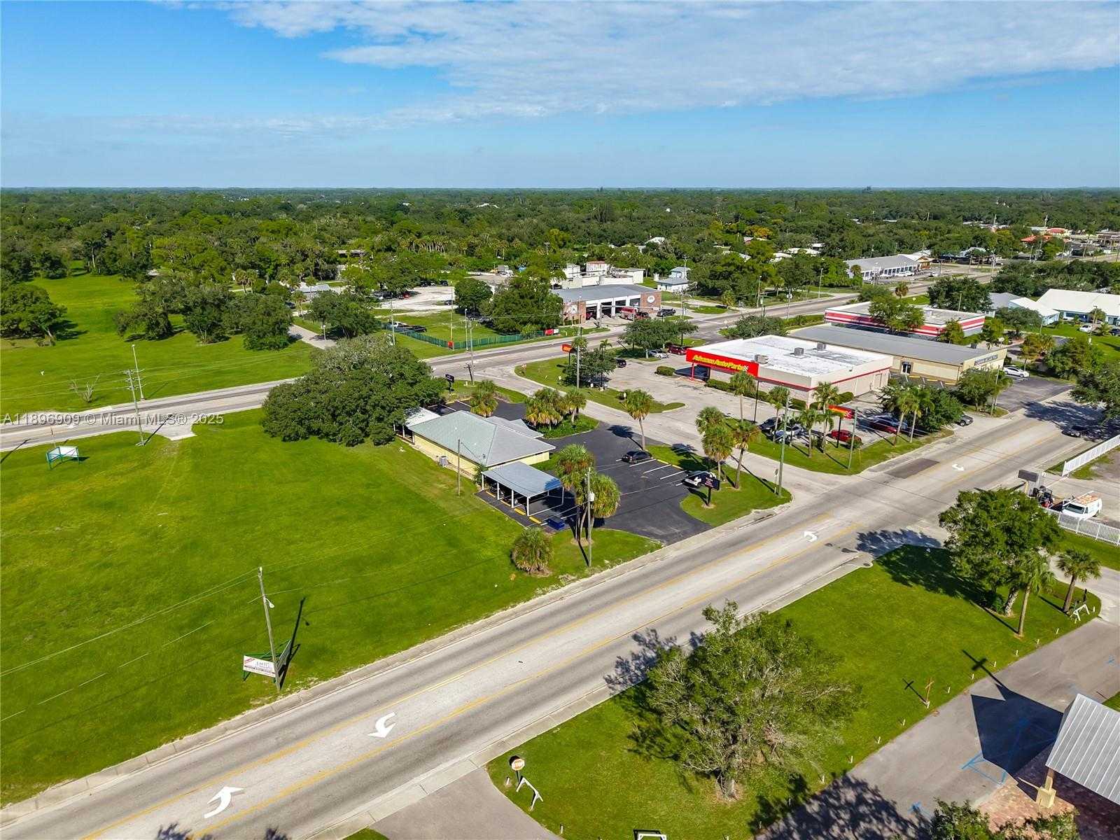 Small Image of 45 BRYAN AVE, Other City - In The State Of Florida Number 39