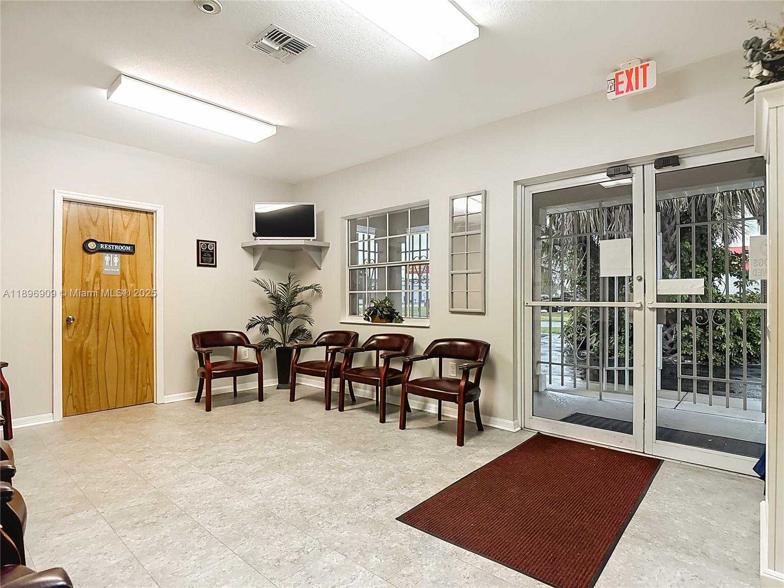 Small Image of 45 BRYAN AVE, Other City - In The State Of Florida Number 9