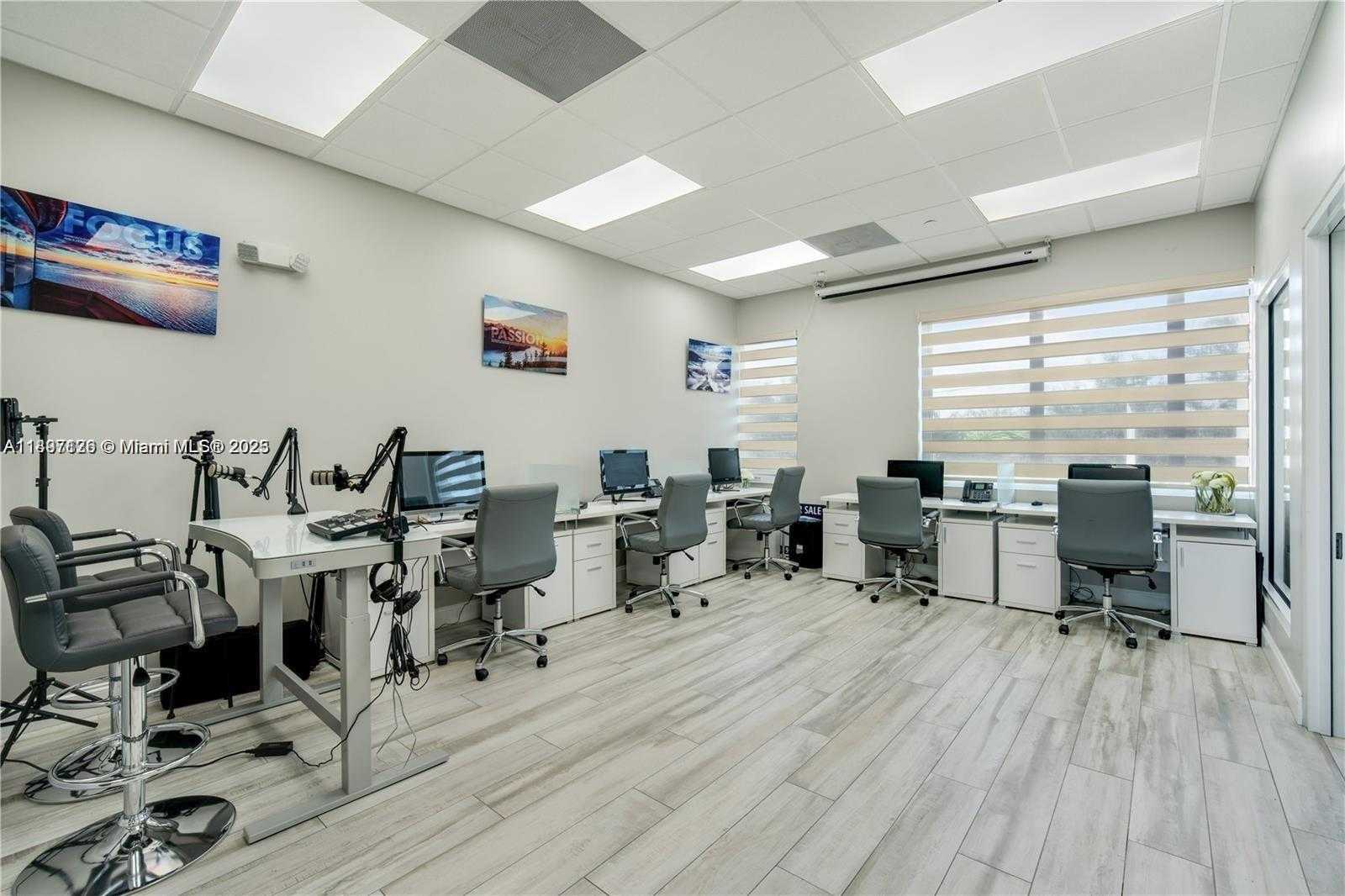Small Image of 2501 SOUTH WEST 101ST AVE #1-207, Miramar Number 9