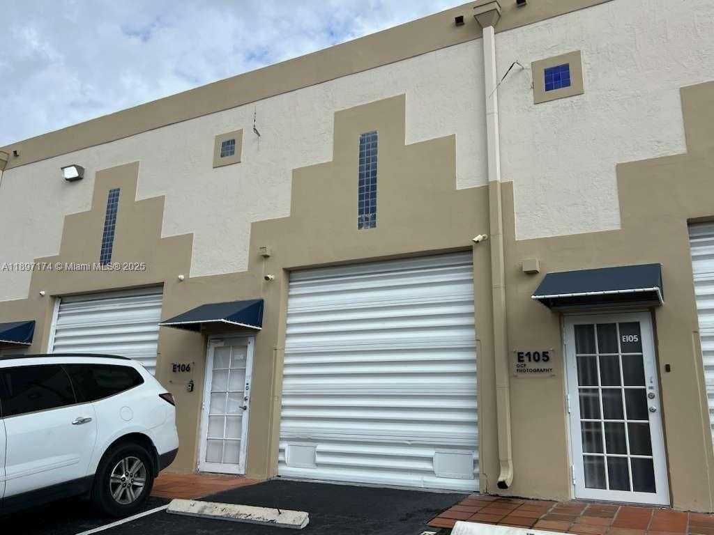 Small Image of 10431 NORTH WEST 28TH ST #E106, Doral Number 5