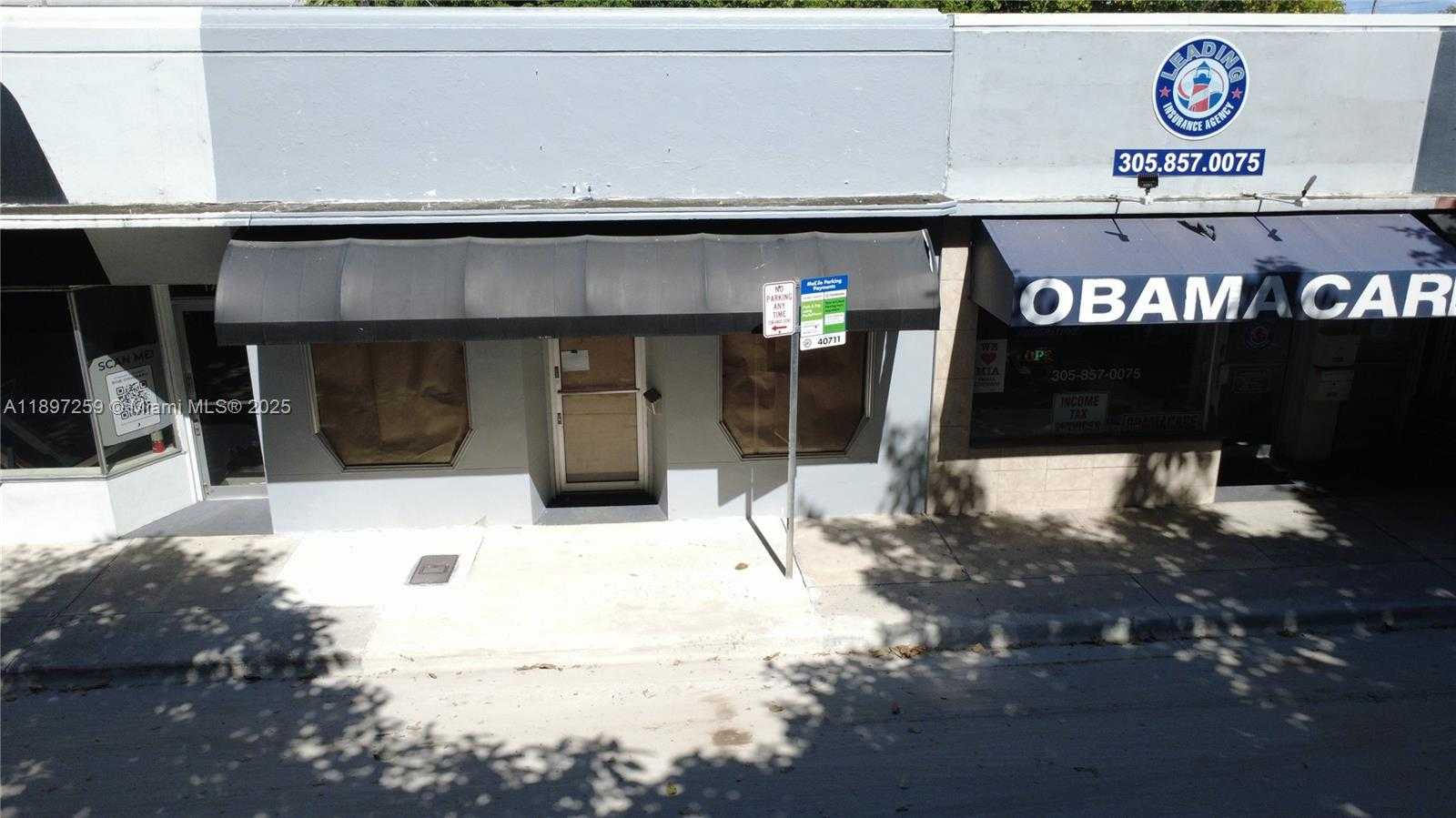 Small Image of 1727 CORAL WAY, Miami Number 6