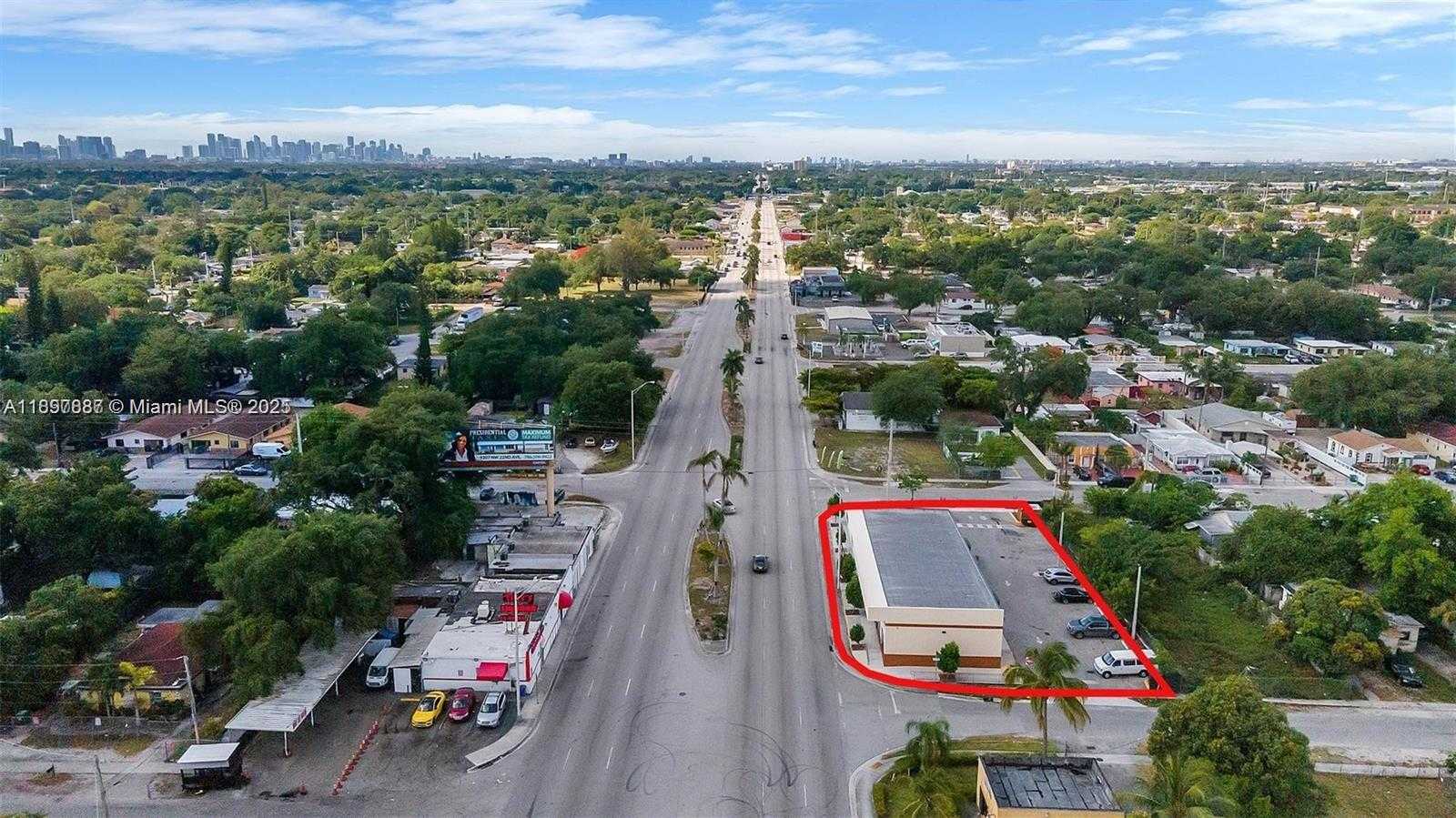 Small Image of 9150 NORTH WEST 22ND AVE, Miami Number 12
