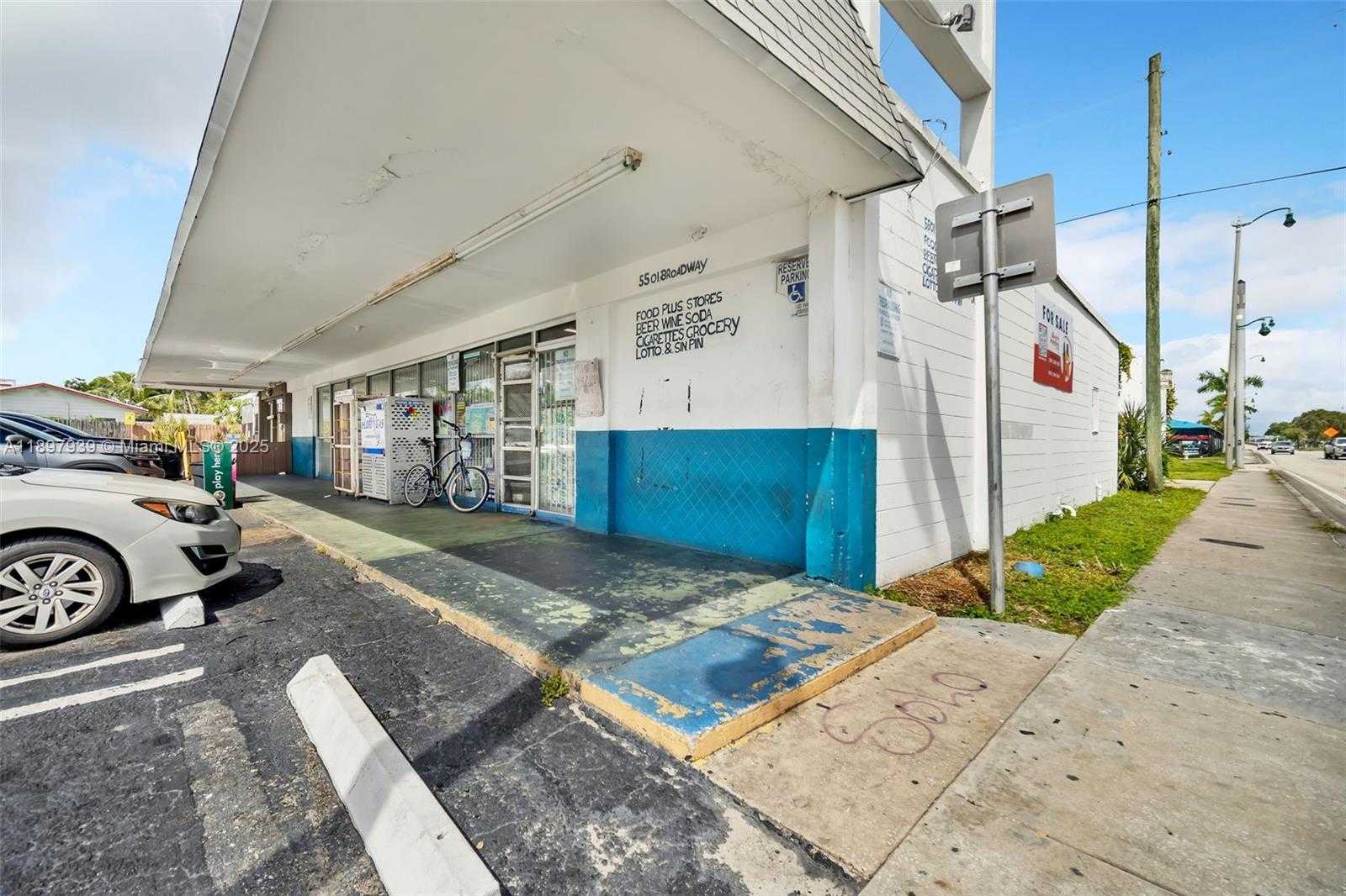 Small Image of 5509 BROADWAY, West Palm Beach Number 19