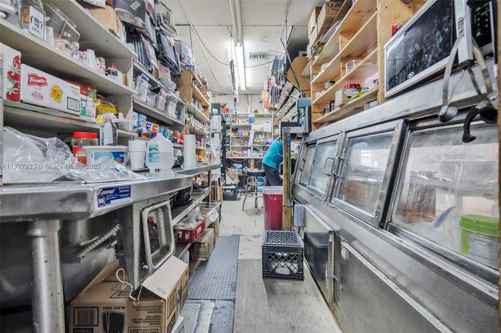 Small Image of 5509 BROADWAY, West Palm Beach Number 35