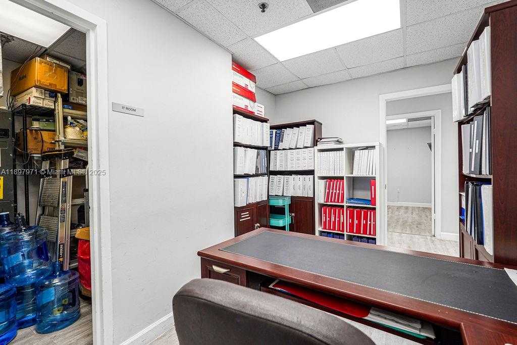 Small Image of 2645 SOUTH WEST 37TH AVE #101, Coral Gables Number 45