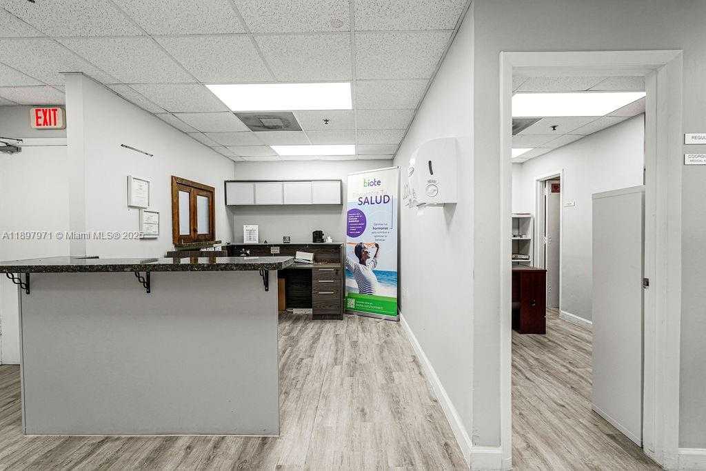 Small Image of 2645 SOUTH WEST 37TH AVE #101, Coral Gables Number 49