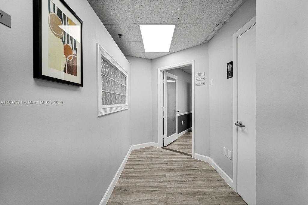Small Image of 2645 SOUTH WEST 37TH AVE #101, Coral Gables Number 55
