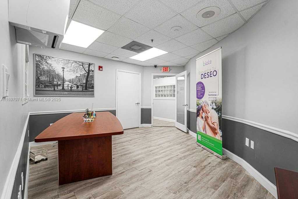 Small Image of 2645 SOUTH WEST 37TH AVE #101, Coral Gables Number 57