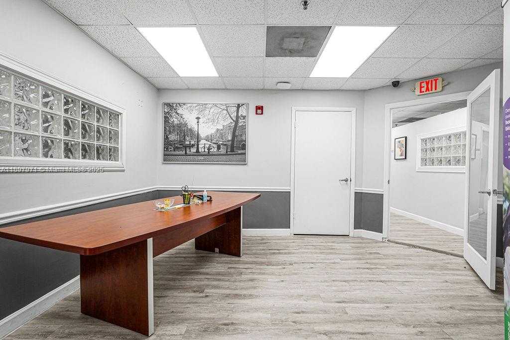 Small Image of 2645 SOUTH WEST 37TH AVE #101, Coral Gables Number 58
