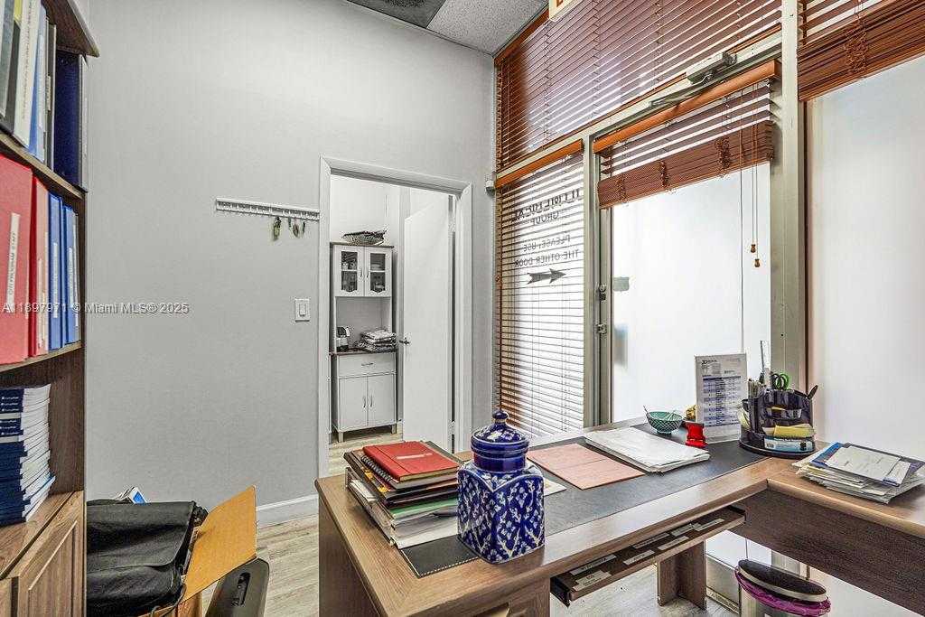 Small Image of 2645 SOUTH WEST 37TH AVE #101, Coral Gables Number 62