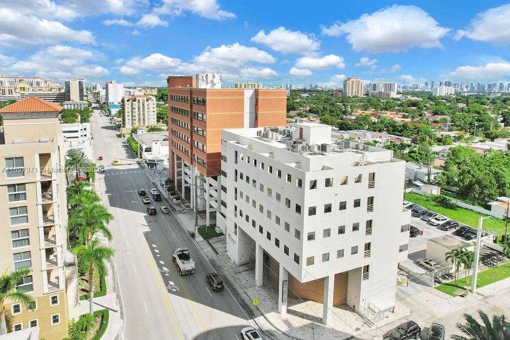 Small Image of 2645 SOUTH WEST 37TH AVE #101, Coral Gables Number 7
