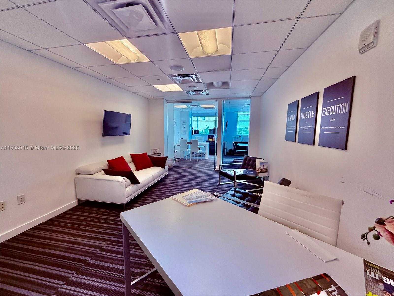 Small Image of 40 SOUTH WEST 13TH ST #101, Miami Number 3