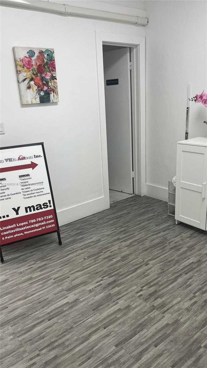 Small Image of 5 PALM PLAZA #Suite #5, Homestead Number 7