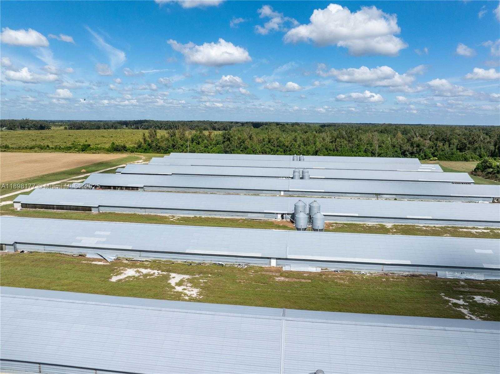 Small Image of 1175 SOUTH WEST COUNTY ROAD 351, Other City - In The State Of Florida Number 10