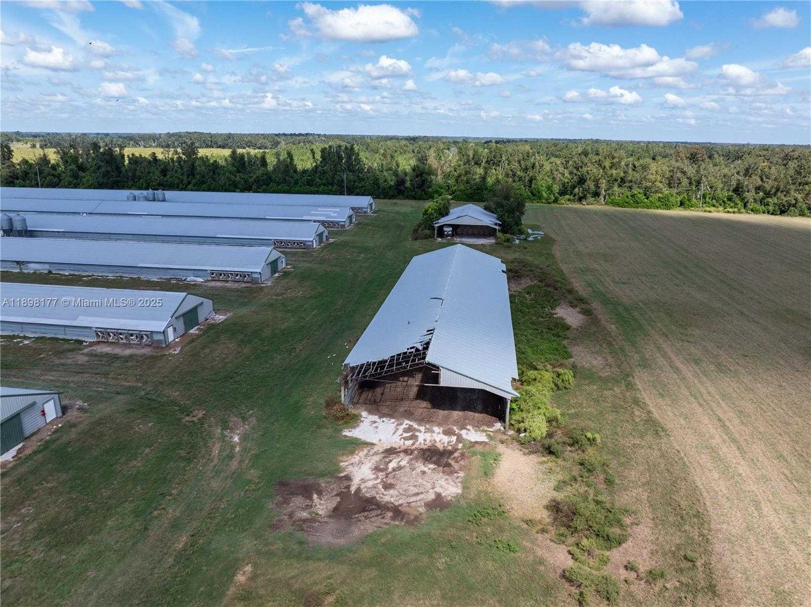 Small Image of 1175 SOUTH WEST COUNTY ROAD 351, Other City - In The State Of Florida Number 5