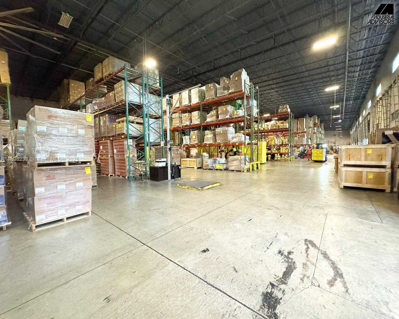 Small Image of 6725 NORTH WEST 36TH ST, Miami Number 7