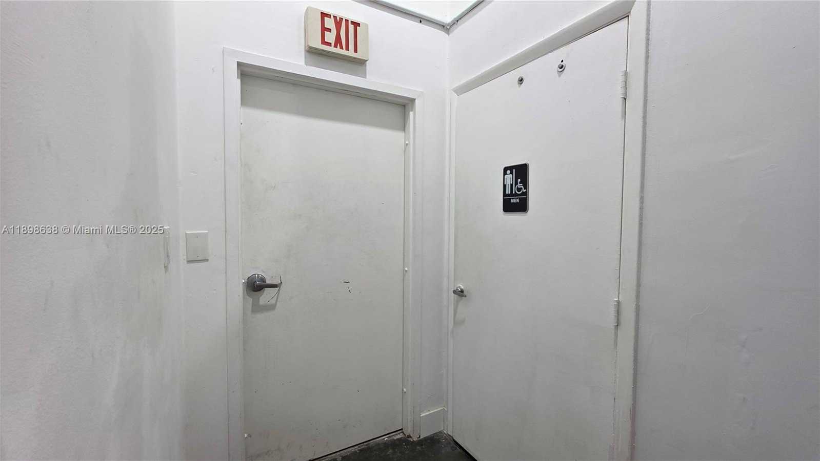 Small Image of 7762 NORTH WEST 46TH ST, Doral Number 28
