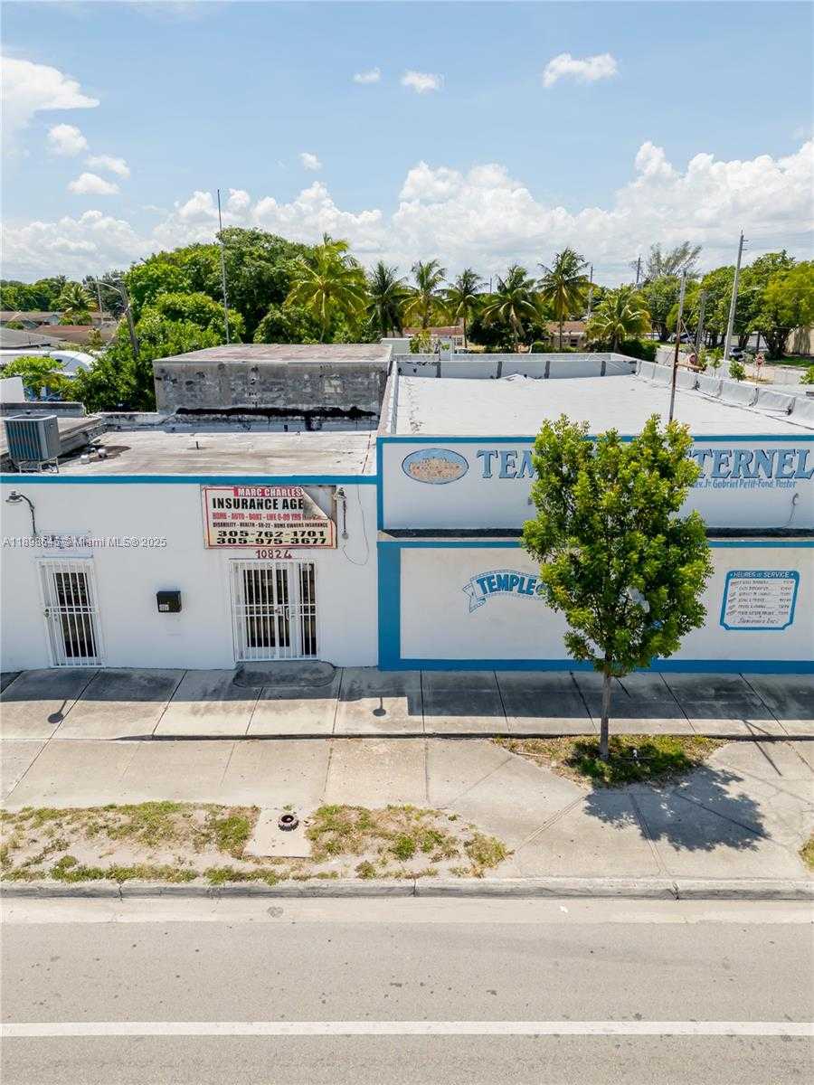 Small Image of 10824 NORTH WEST 7TH AVE, Miami Number 4