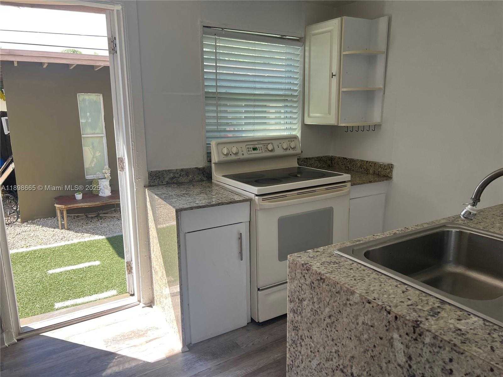 Small Image of 842 SOUTH WEST 12TH AVE #7, Miami Number 20