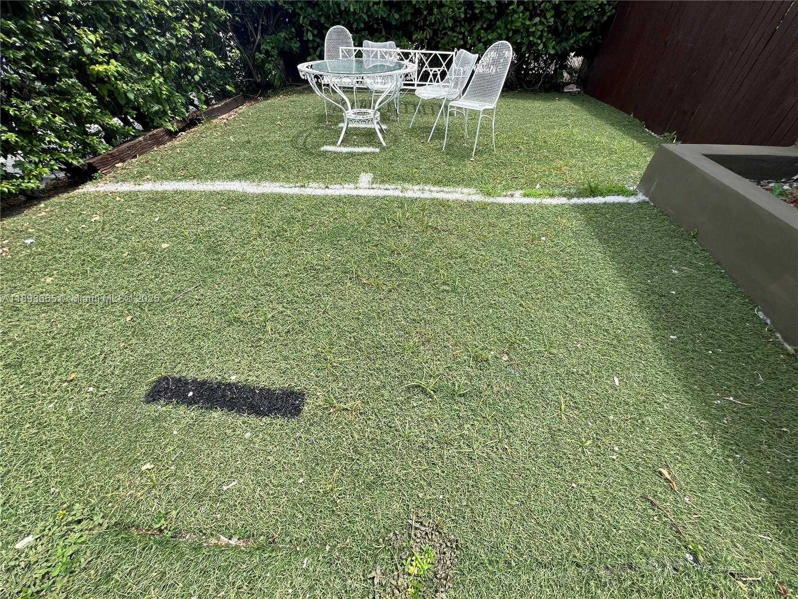 Small Image of 842 SOUTH WEST 12TH AVE #7, Miami Number 3