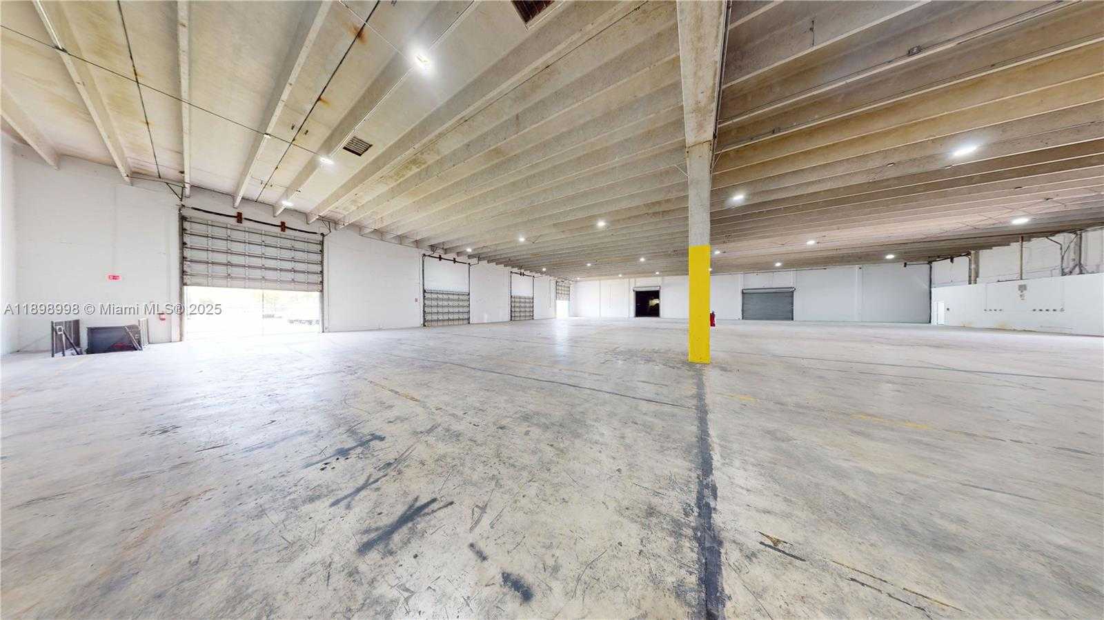 Small Image of 9970 NORTH WEST 89TH CT, Medley Number 18