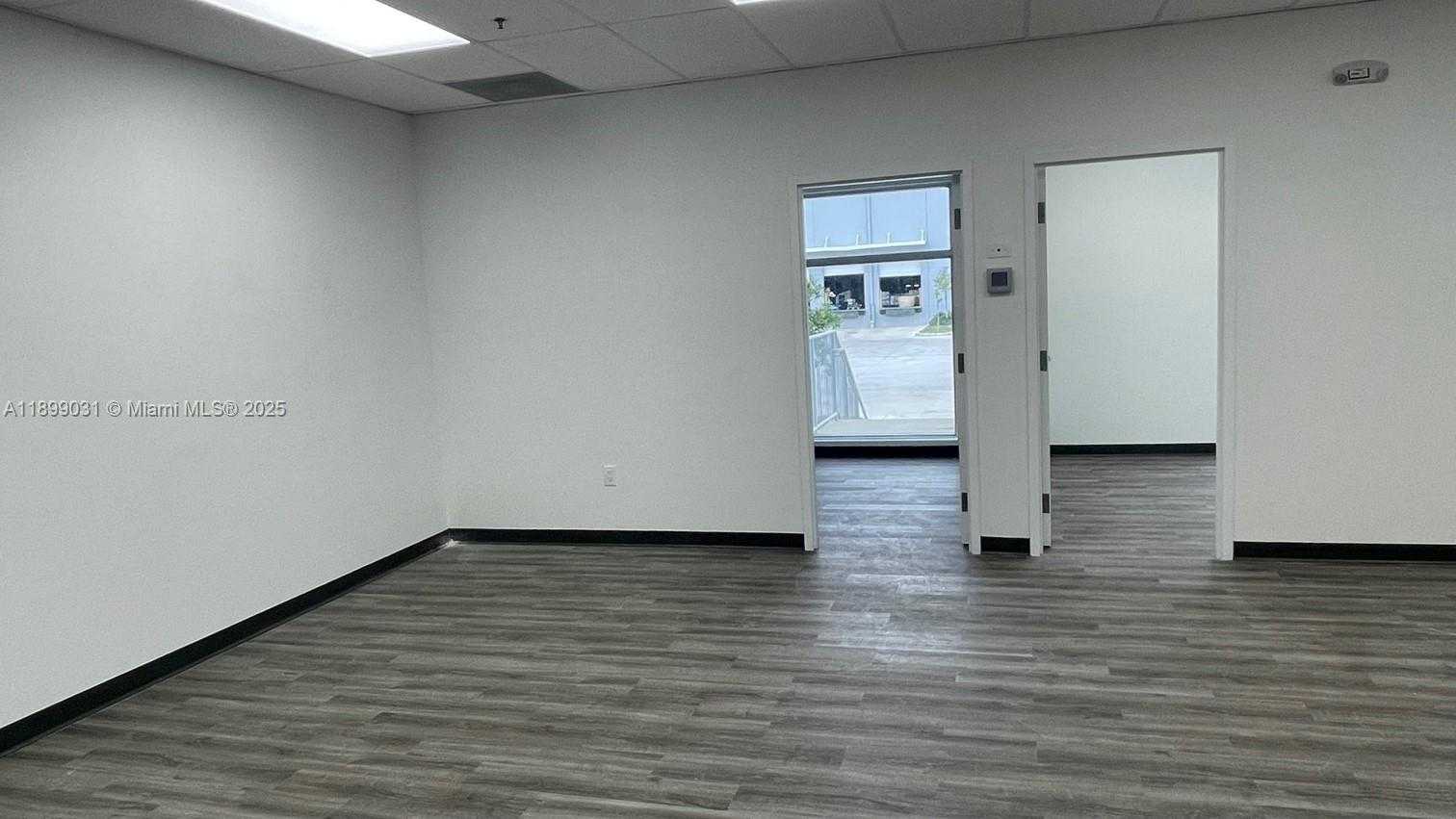 Small Image of 3022 NORTH WEST 73RD ST #3, Miami Number 4