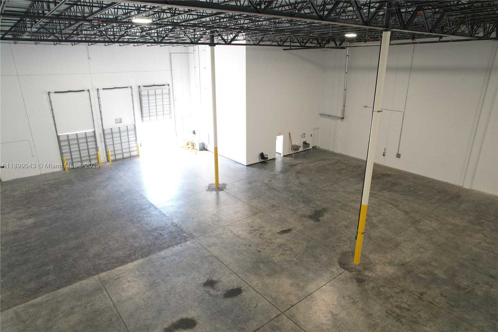 Small Image of 3042 NORTH WEST 73RD ST #1, Miami Number 6