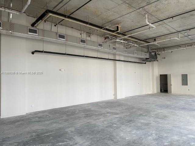 Small Image of 18412 HOMESTEAD AVE #1, Miami Number 11