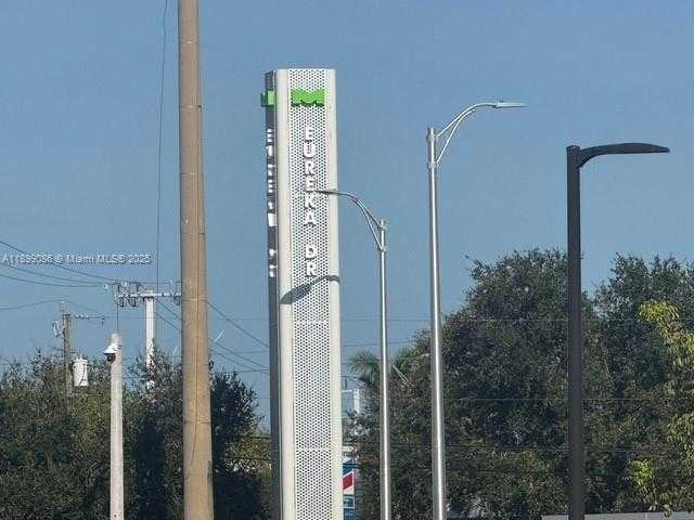 Small Image of 18412 HOMESTEAD AVE #1, Miami Number 6
