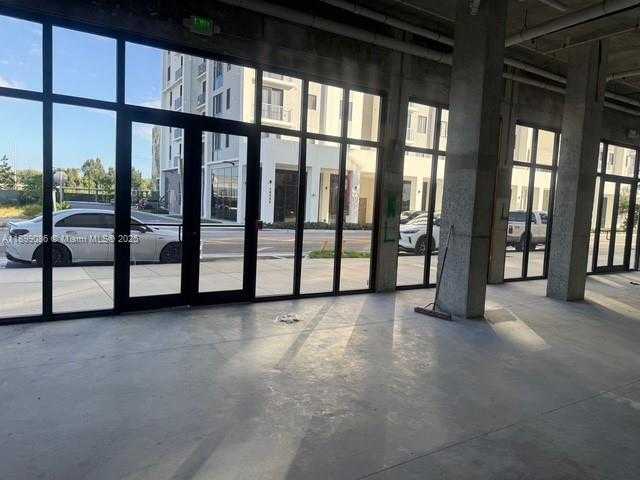 Small Image of 18412 HOMESTEAD AVE #1, Miami Number 8