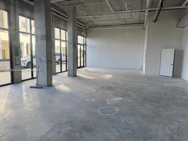 Small Image of 18412 HOMESTEAD AVE #1, Miami Number 9