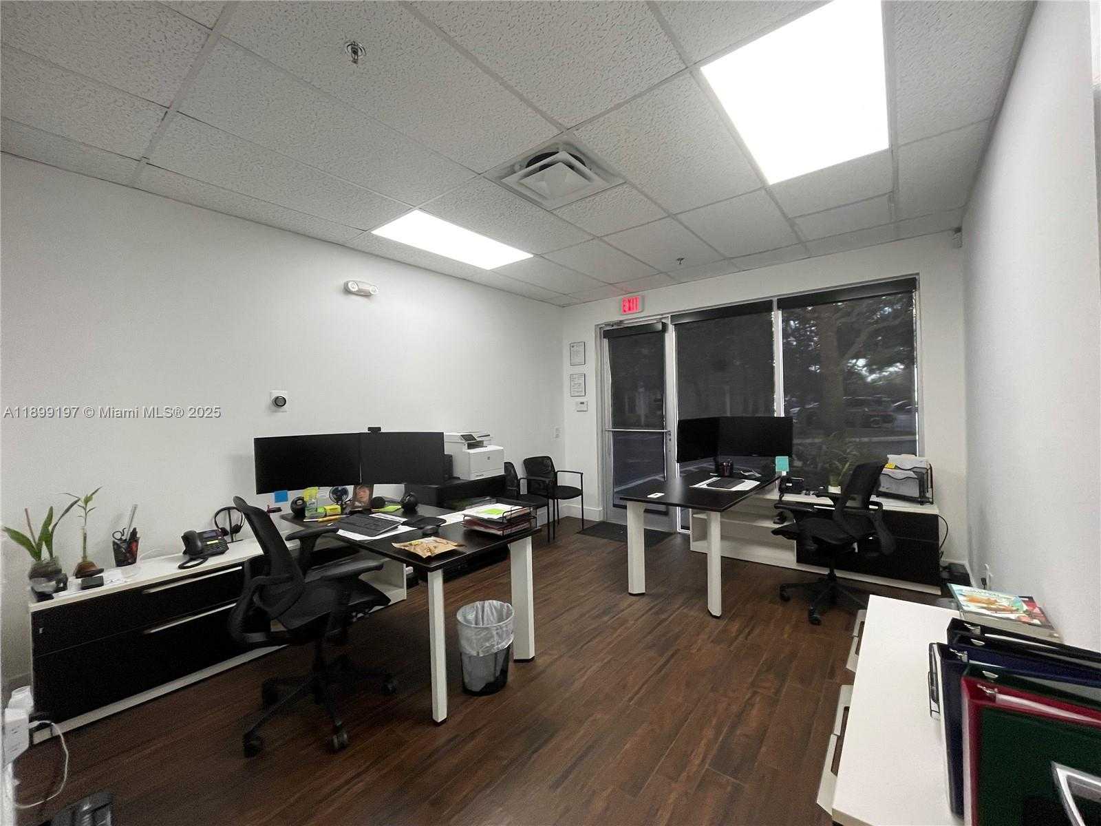 Small Image of 2950 GLADES CIR #9, Weston Number 3